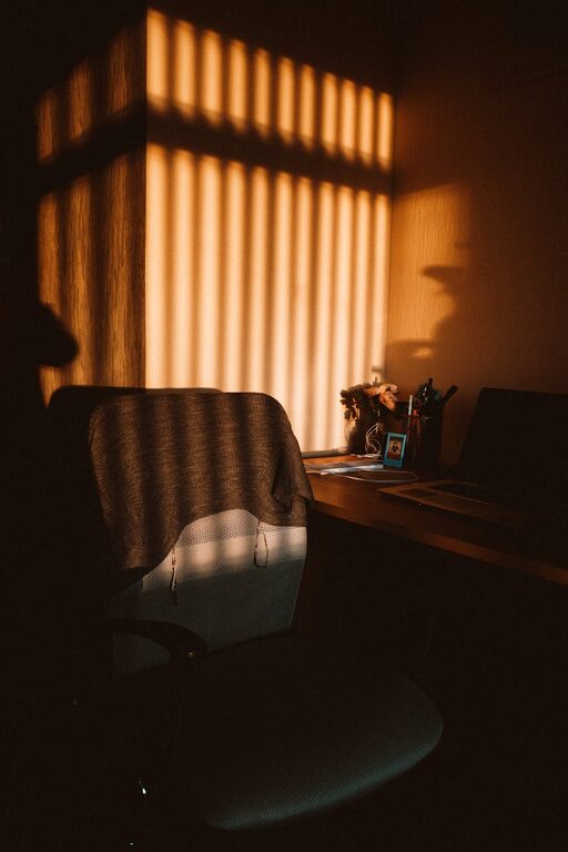 Tips for Creating a Cozy and Inviting Home Office Space